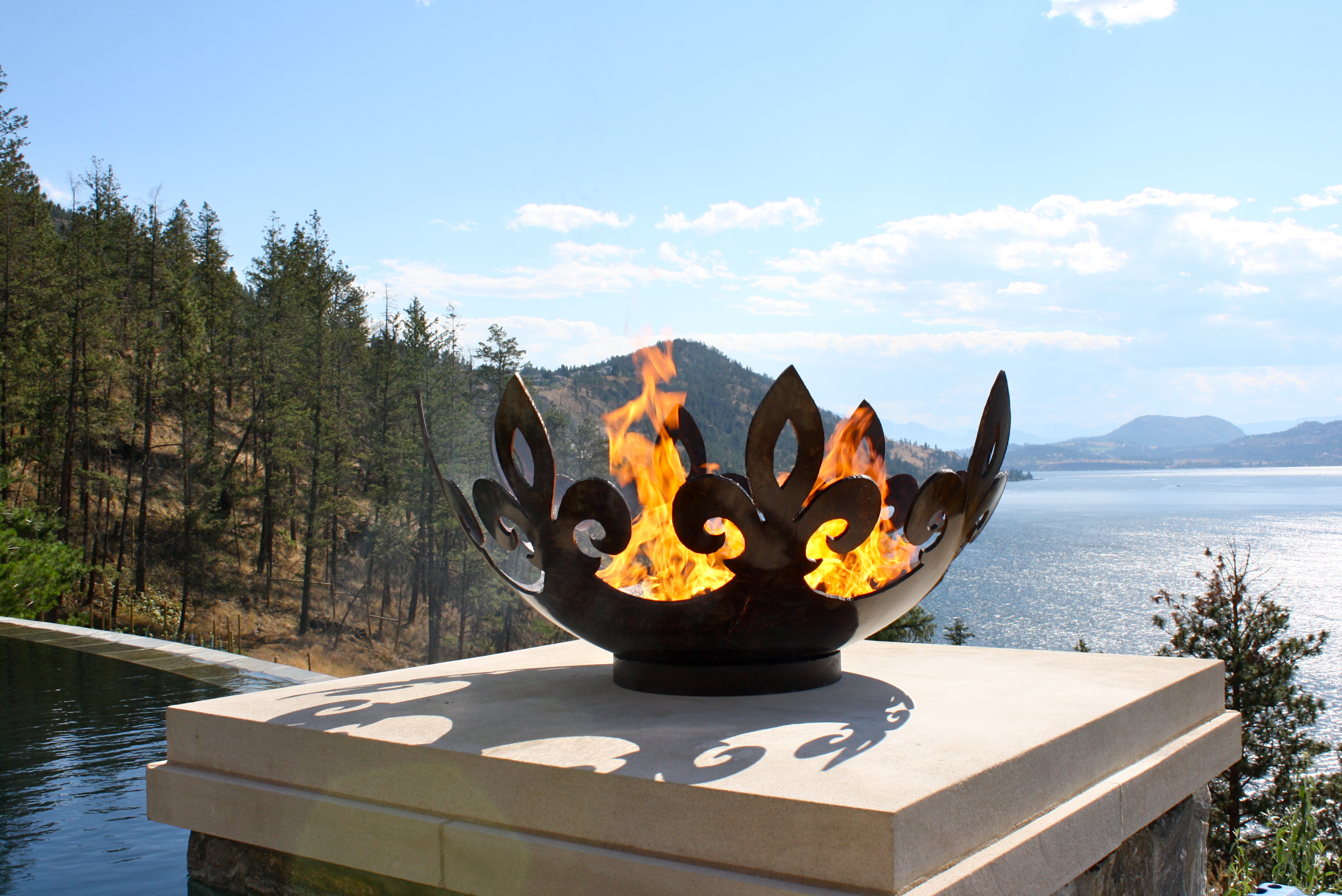 Fiery Fleur-de-lis 37 Inch Sculptural Firebowl™ on Lake Okanagan Near Kelowna, BC