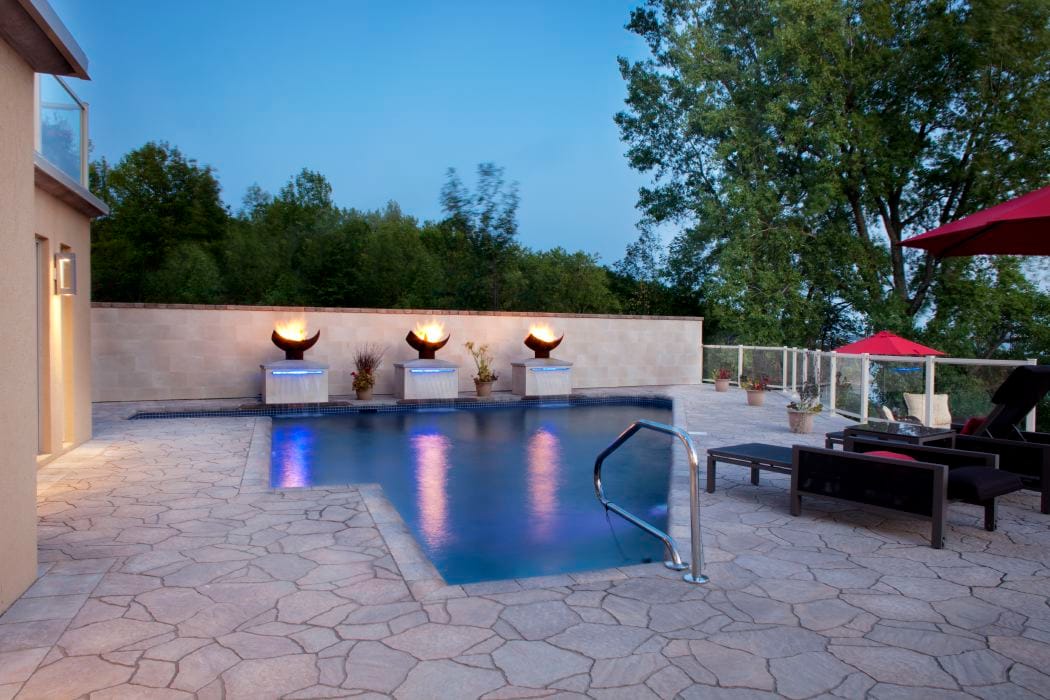 King Isosceles Fire Pit with Pool and Fountain in Montreal